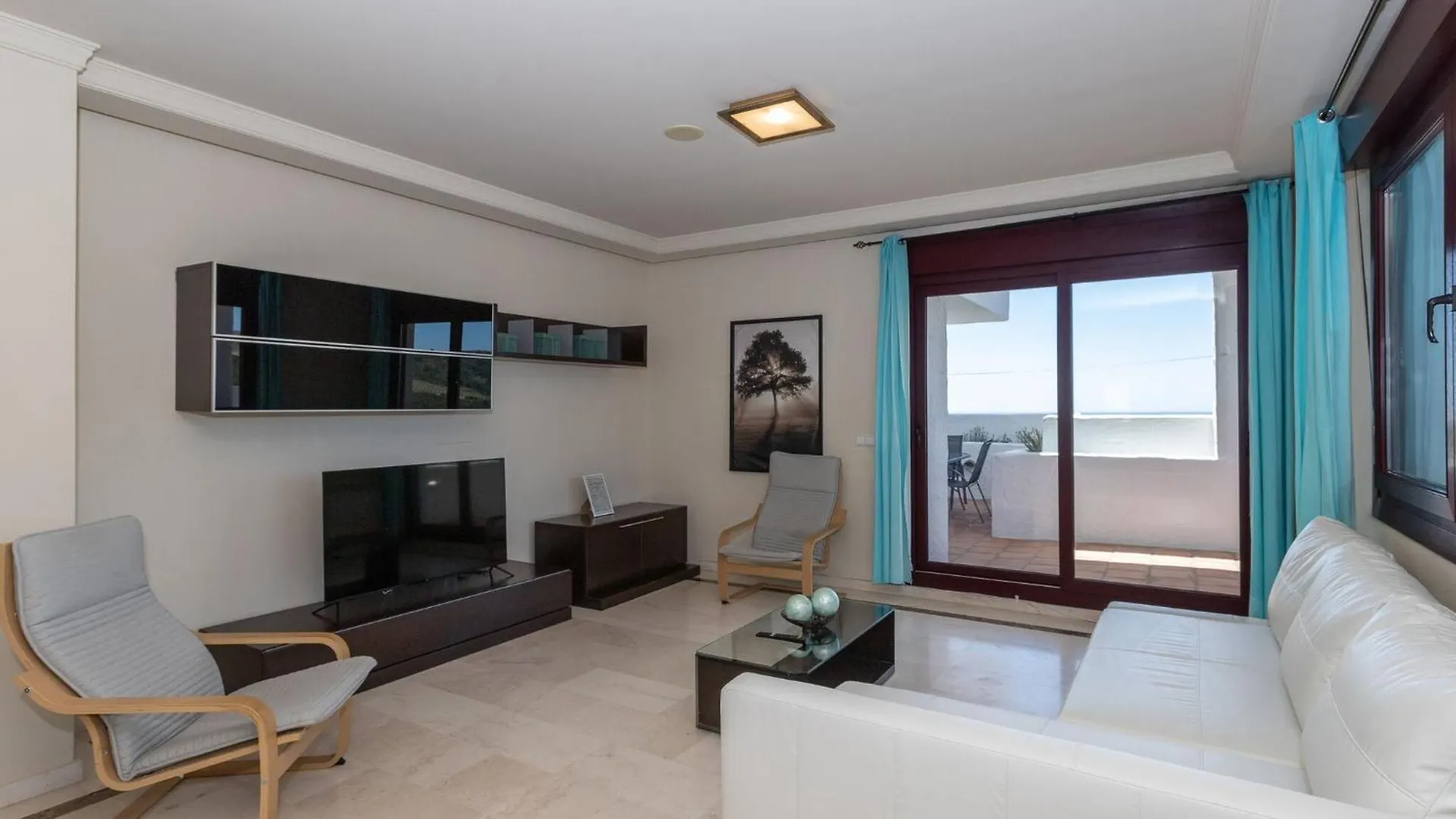 Bahia Casares 4 - Apartment In Casares Free Wifi Bahia de Casares