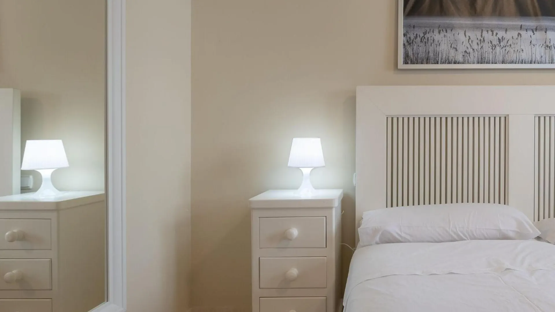 Bahia Casares 4 - Apartment In Casares Free Wifi Bahia de Casares 0*,  İspanya